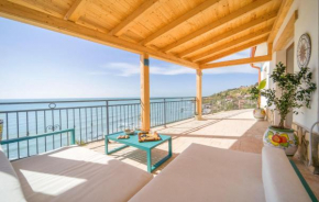 Gorgeous Home In Ciotta With House Sea View, Torre di Gaffe